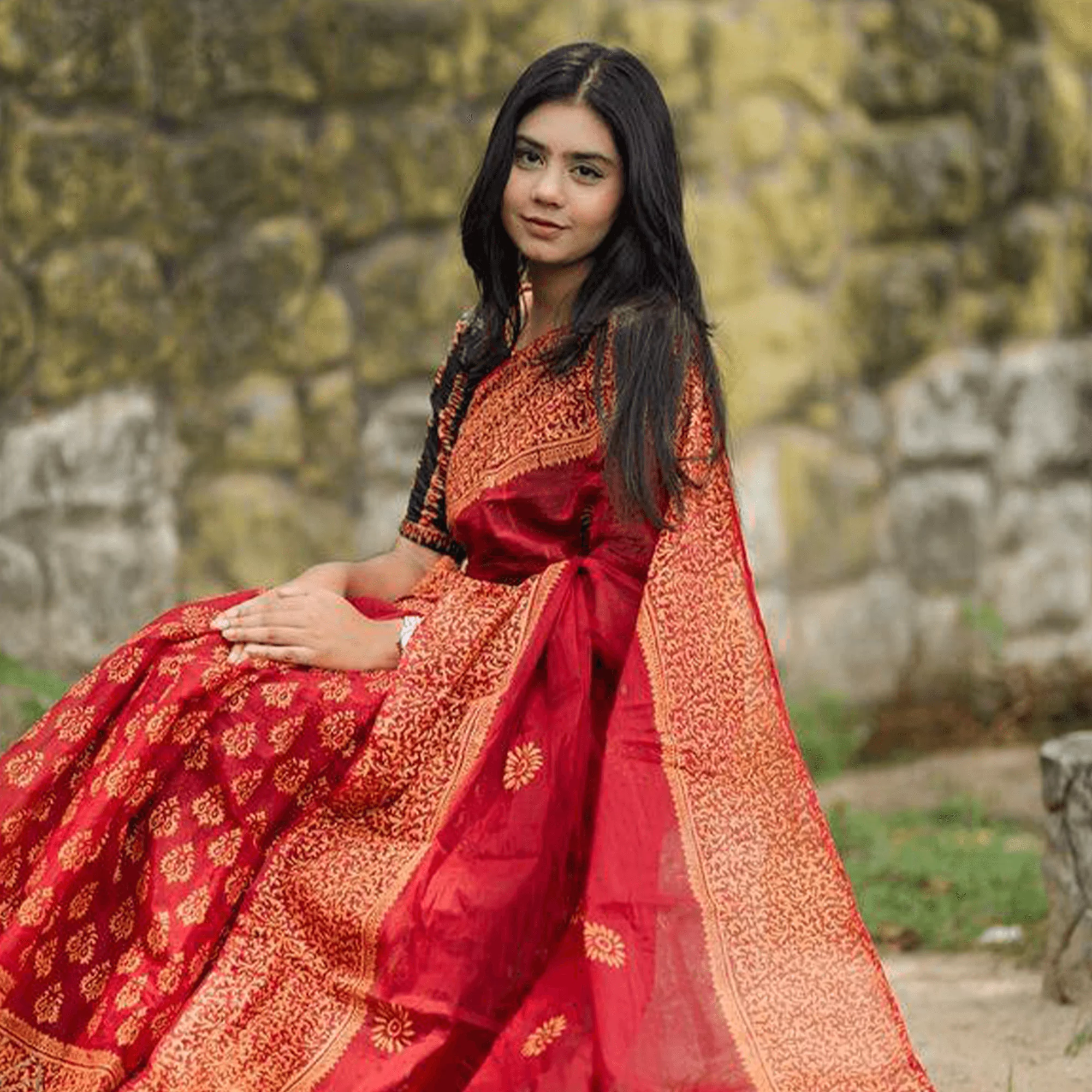 সহজিয়া মেরুন নকশী ফুল শাড়ি